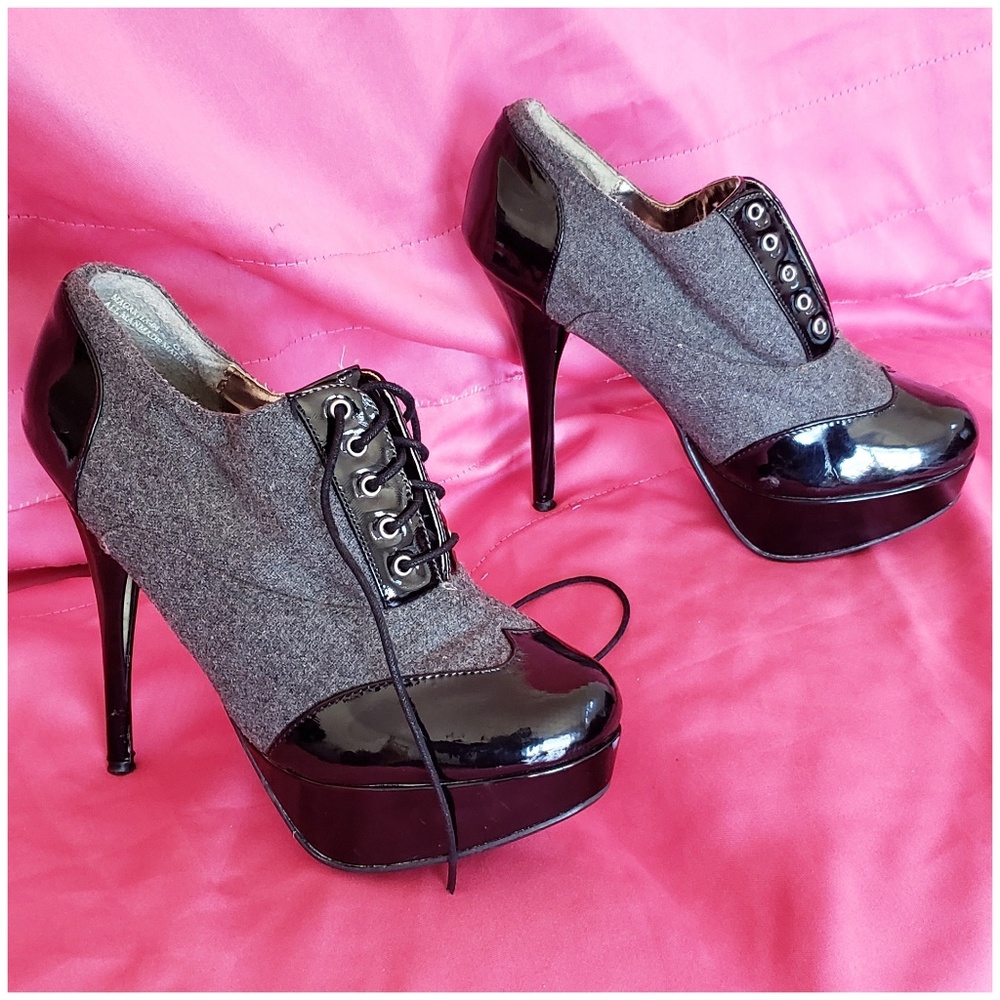 Heels - Picture 5 of 8